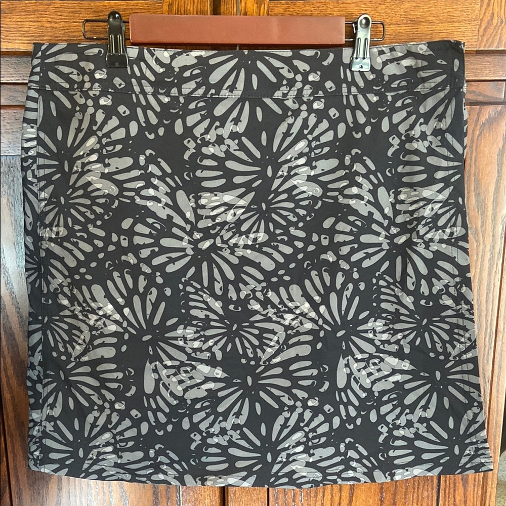 Rip Skirt Hawaii Black Gray Floral Adjustable Beach XL pleated back Length 2
